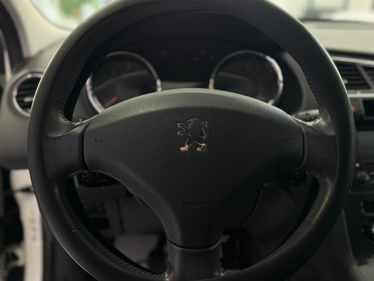 Peugeot 3008 1.6 HDi 110CV Premium Full Opt