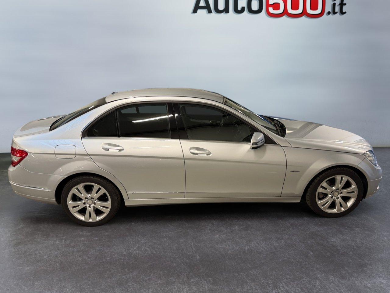 Mercedes C 180 CGI BlueEfficiency Avantgarde c/bixeno Berlina