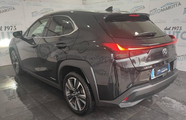 Lexus UX 250h 2.0 Premium 2wd cvt