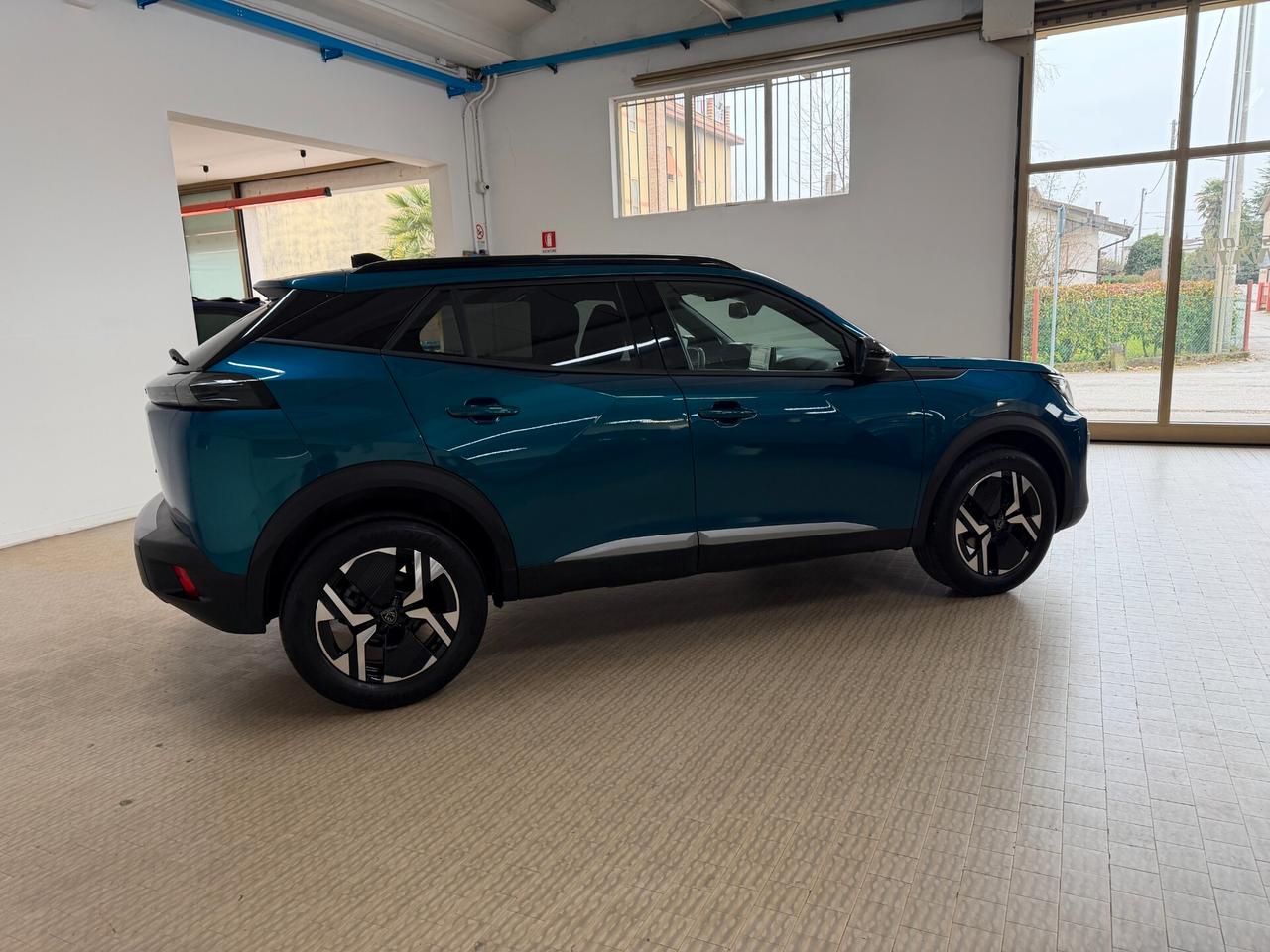 Peugeot 2008 100cv Allure 2025 Blu Obsession