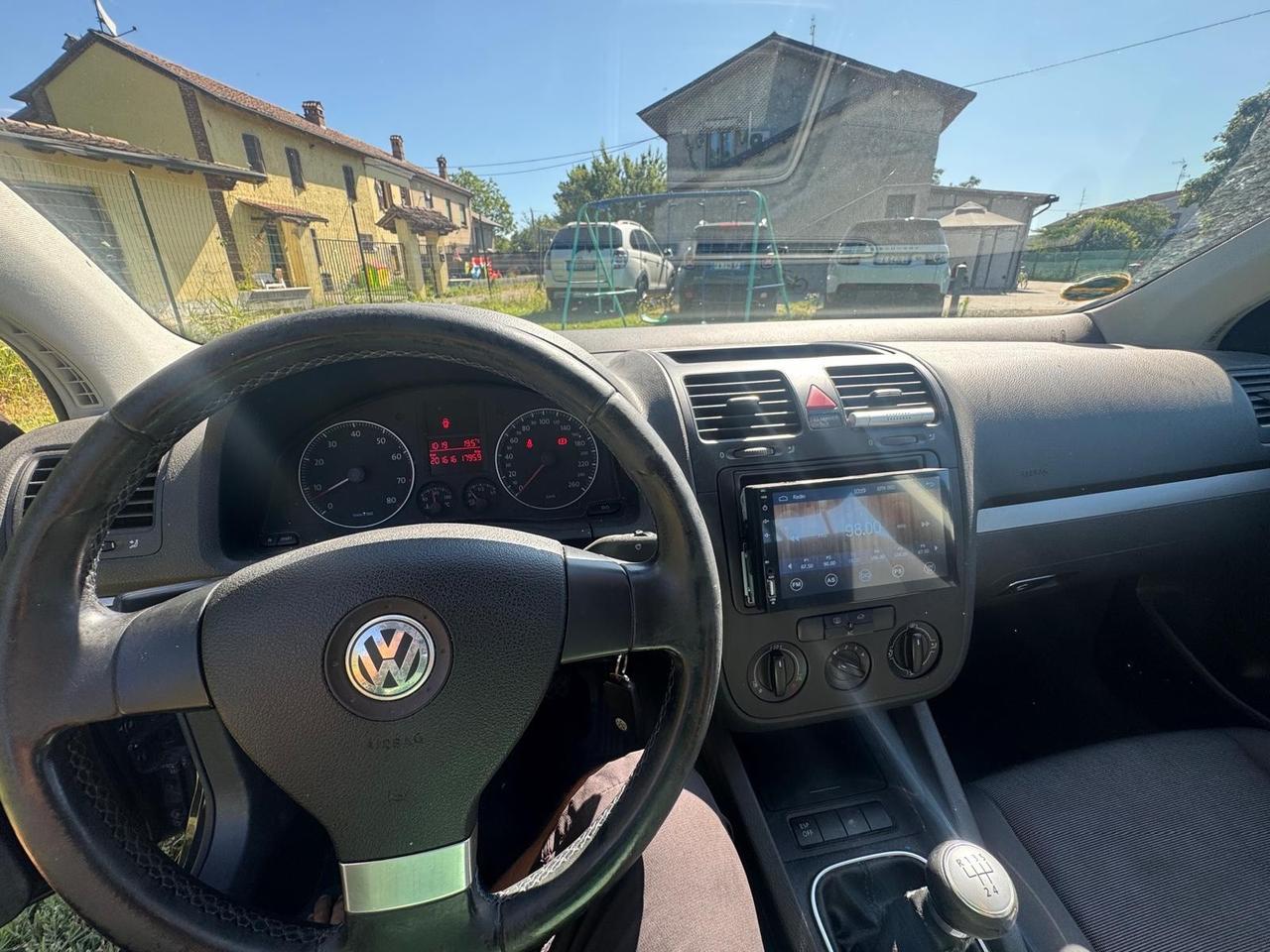 Volkswagen Golf 1.6 16V FSI 5p. Comfortline