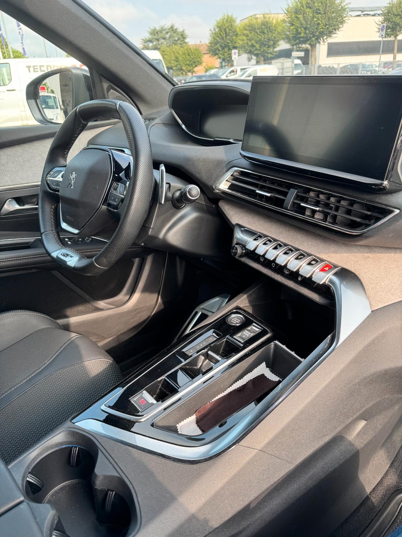 Peugeot 3008 BlueHDi 130 S&S EAT8 GT