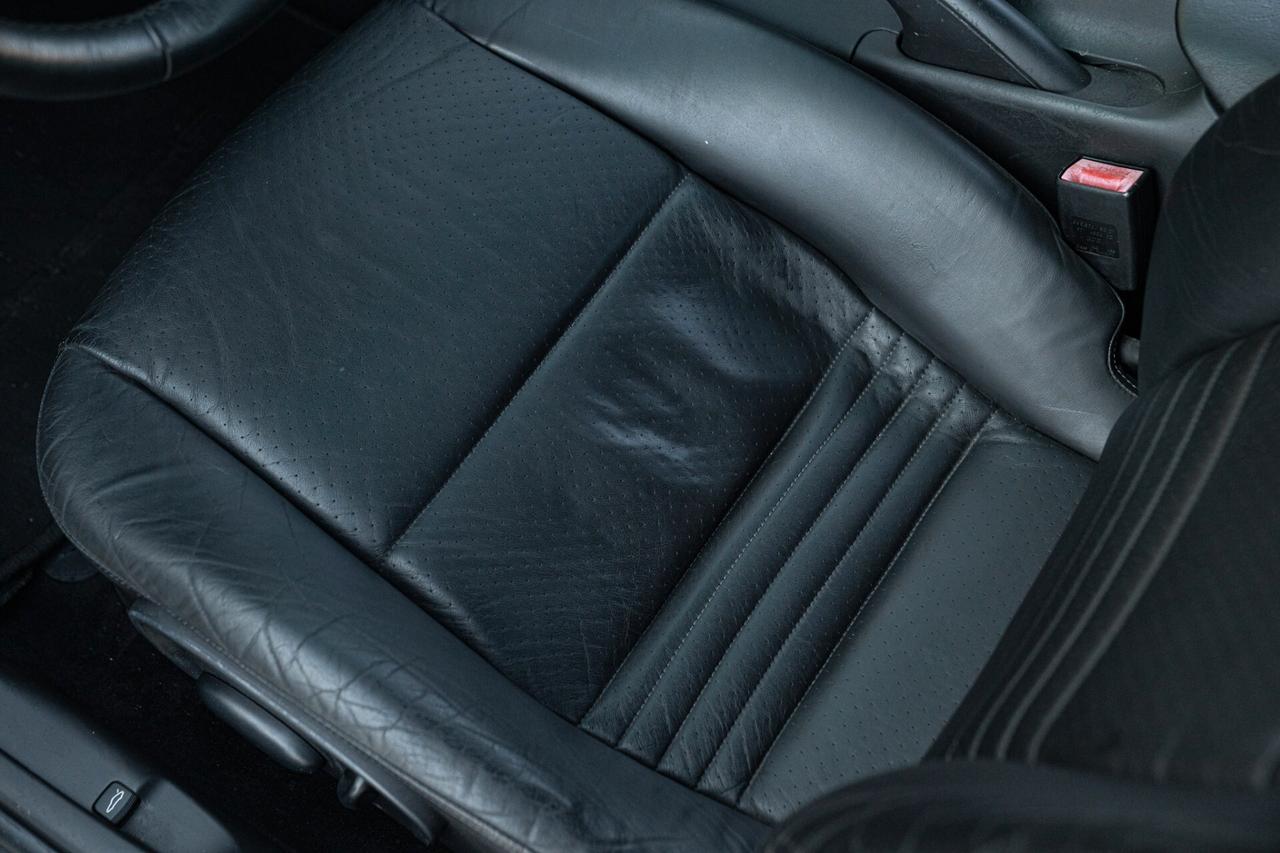 Porsche 996 (911) CARRERA - POR00271