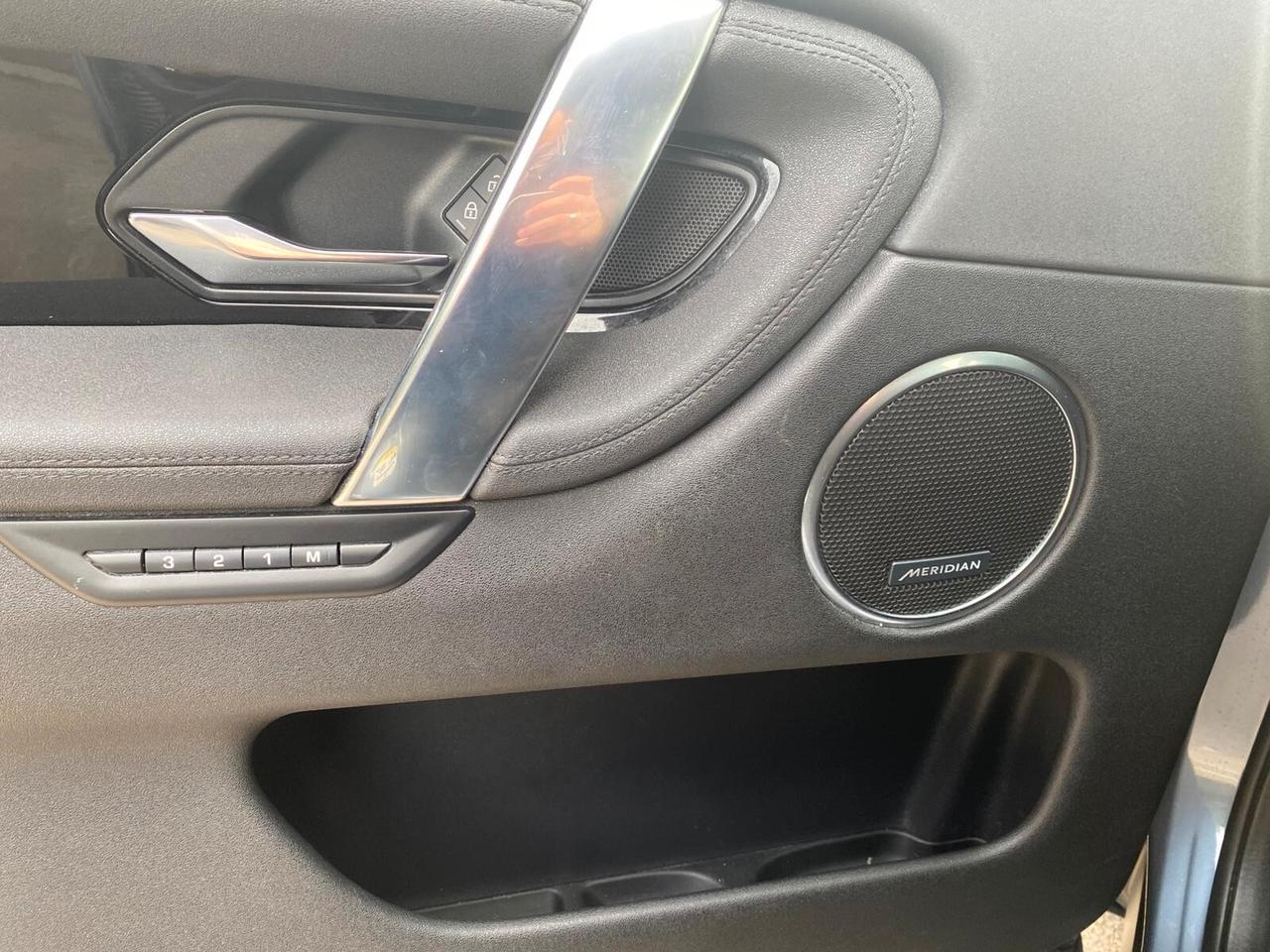 Land Rover Discovery Sport 2.0 TD4 204 CV AWD Auto SE