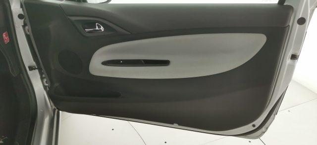 DS AUTOMOBILES DS 3 1.4 HDi 70 Chic