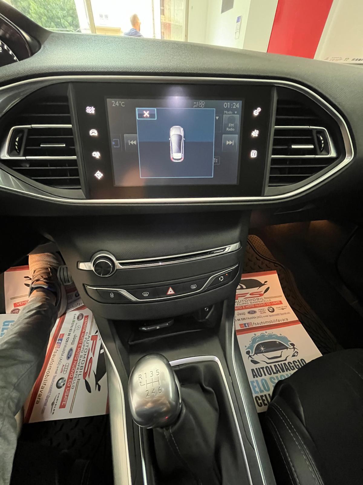 Peugeot 308 BlueHDi 120 S&S Allure