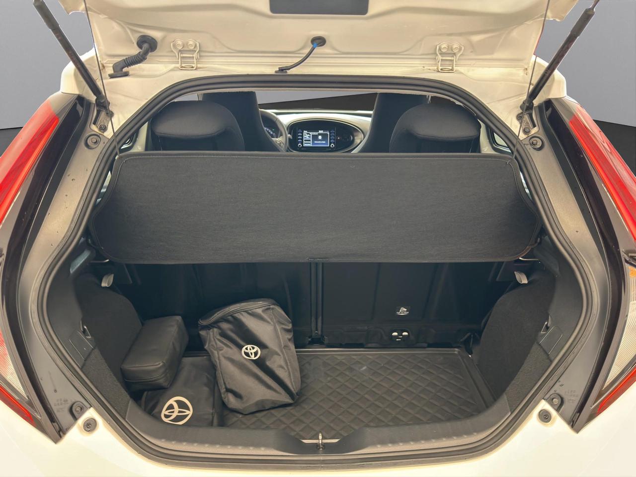 Toyota Aygo X 1.0 Active 72cv