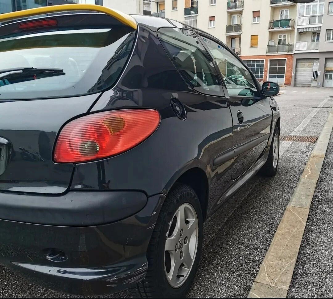 Peugeot 206 1.1 3p. 60CV - 2004