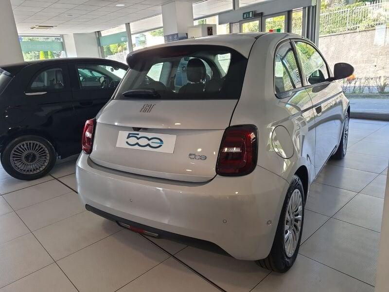 FIAT 500 500e 23,65 kWh Pack Tech