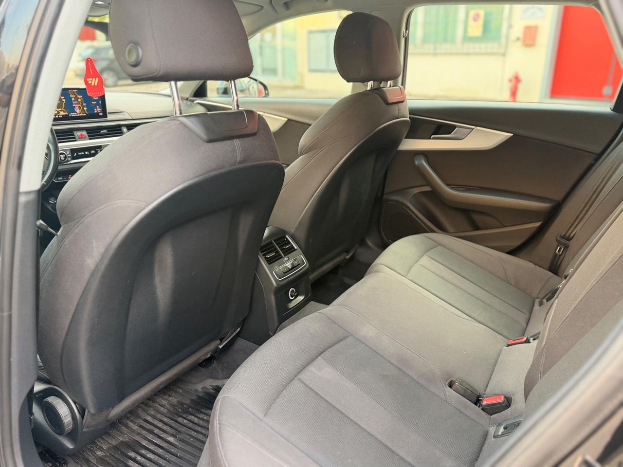 Audi A4 Avant 40 TDI quattro S-Line Unico Proprietario