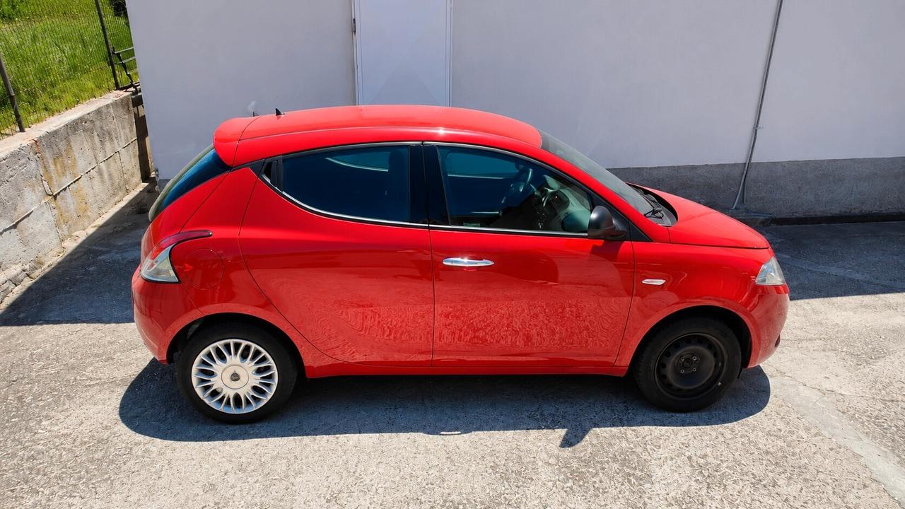 LANCIA Y 1.2 Benzina leggere la descrizione