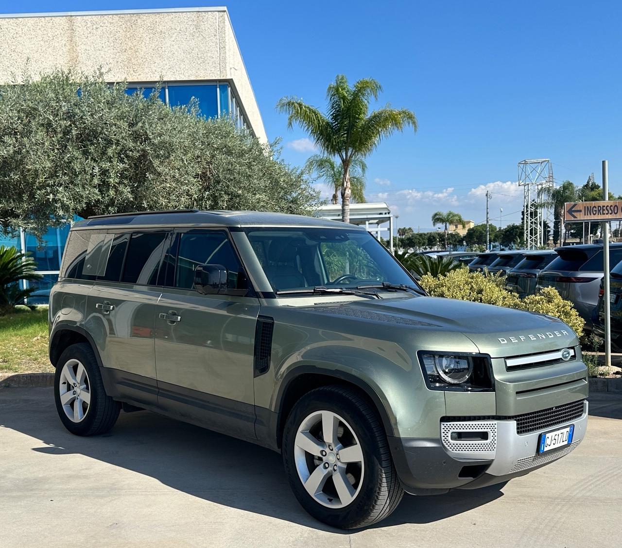 Land Rover Defender 110 XDynamic SE possibilità noleggio no scoring