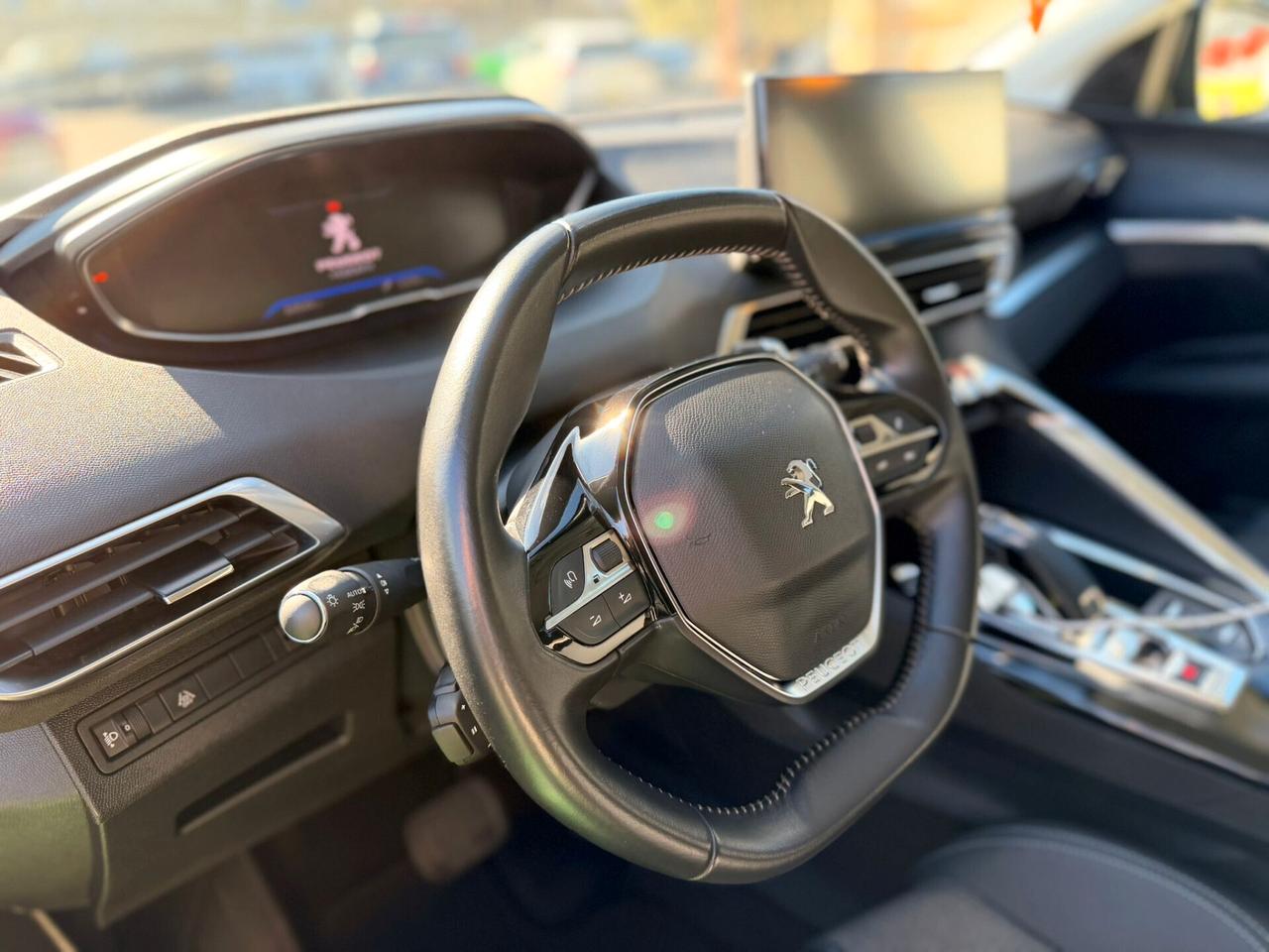 Peugeot 3008 1.5 DIesel 131CV EAT8 Allure Pack anno 10/2022 Permute Garanzia Finanziamento