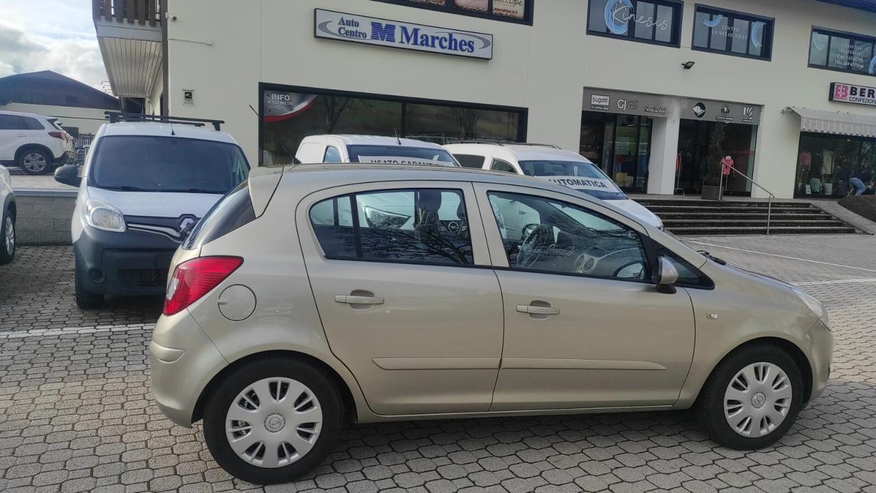 OPEL CORSA 1.2 BENZINA 80CV 5 PORTE OK NEOPATENTATI