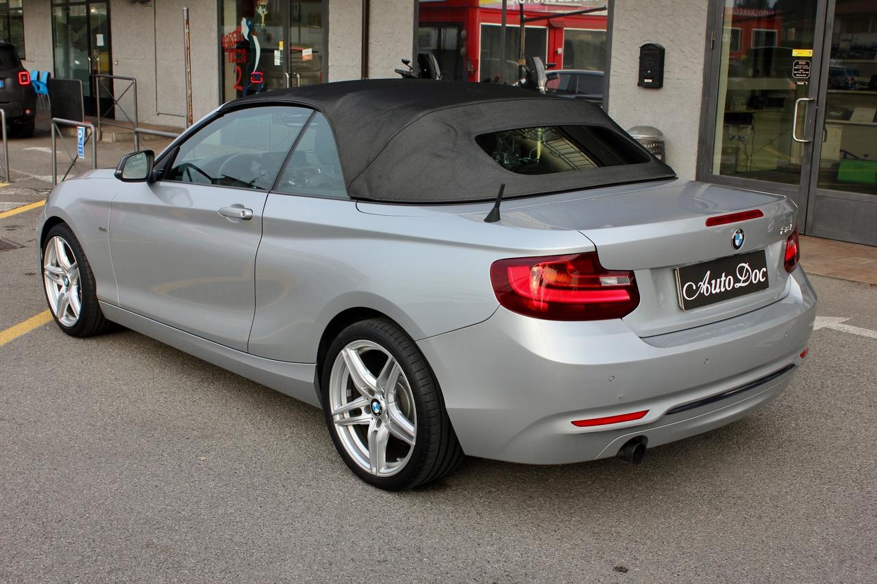 Bmw 218 i Cabrio Sport 1.5 136 CV 6M