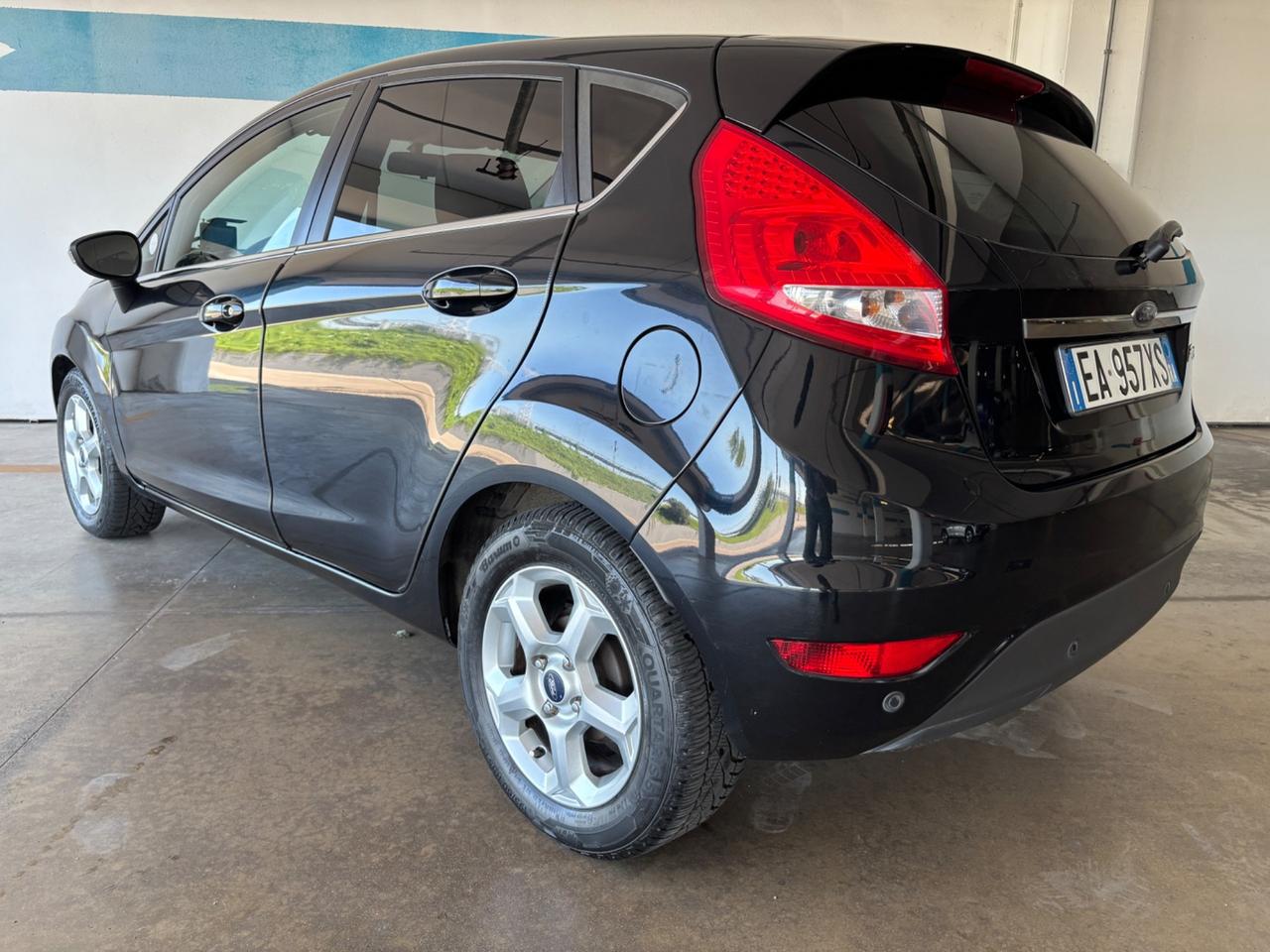 Ford Fiesta 1.4 Benzina/GPL Titanium