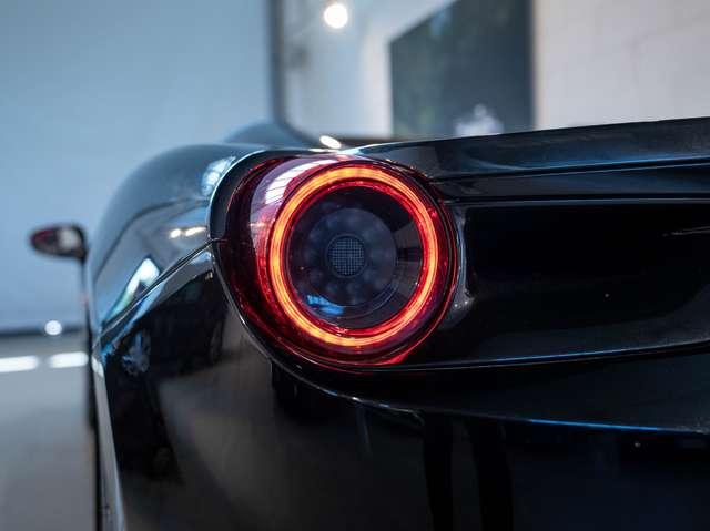 Ferrari 488 Spider 3.9 dct+LIFT+CARBON+sed.DAYTONA+vol.LED+