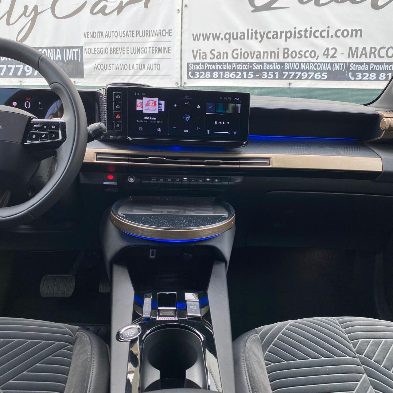 Lancia Ypsilon Hybrid e-DCT LX