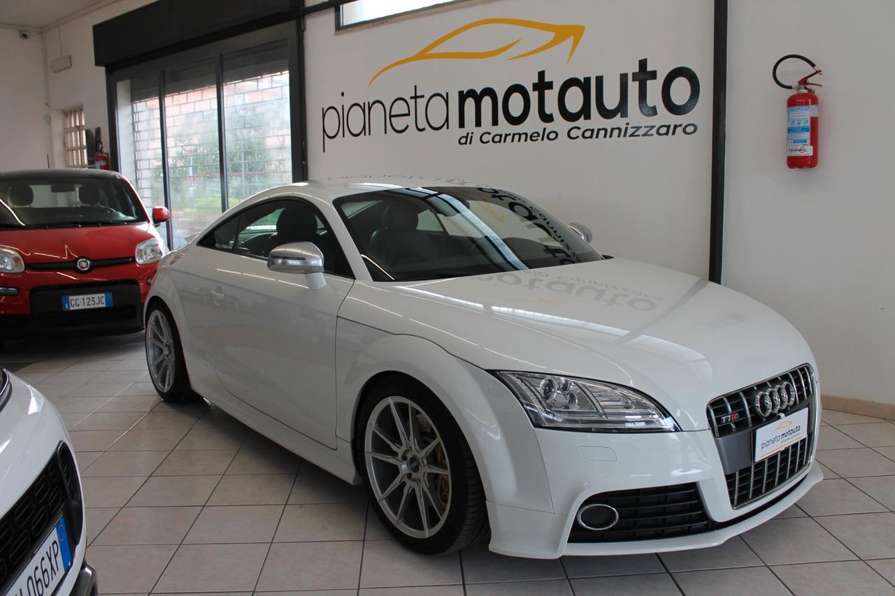 Audi TT TTS Coupé 2.0 272 CV TFSI quattro S tronic