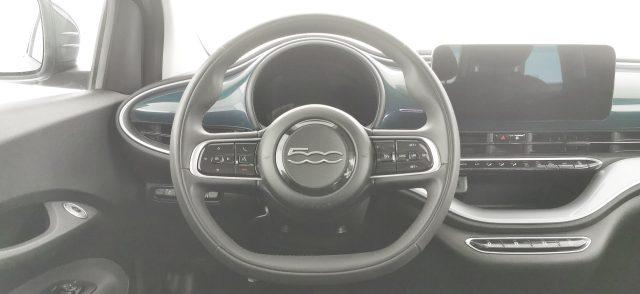 FIAT 500e Berlina 42 kWh La Prima