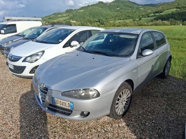 ALFA ROMEO 147 1.9 JTD (120) 5 porte Distinctive MOTORE RUMOROSO