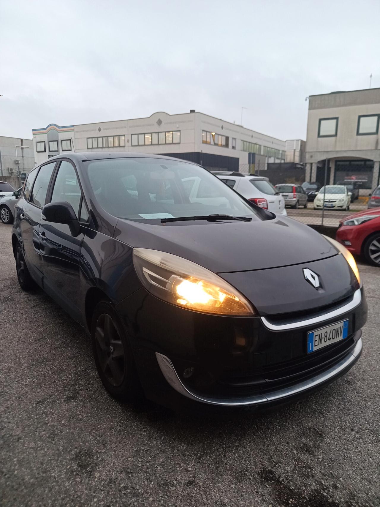 Renault Scenic 7 posti