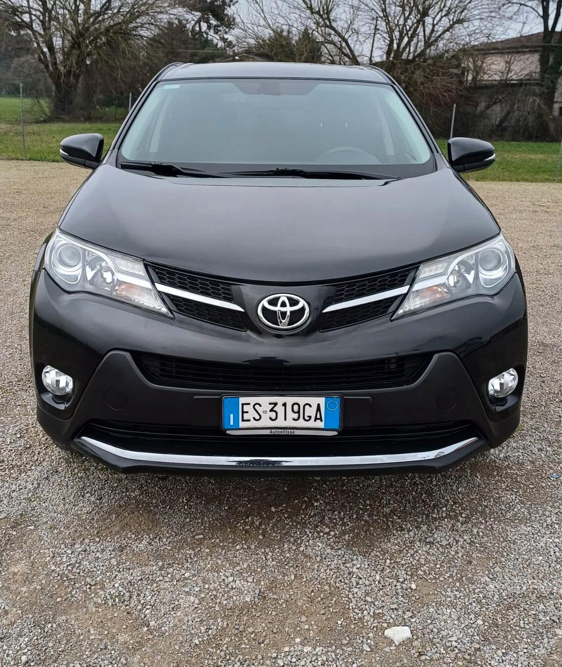 Toyota RAV 4 RAV4 2.2 D-4D 4WD Lounge