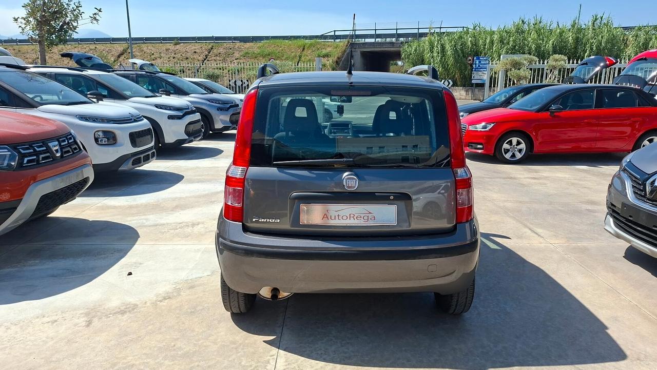 Fiat Panda 1.2 BENZINA 2011 aria condizionata