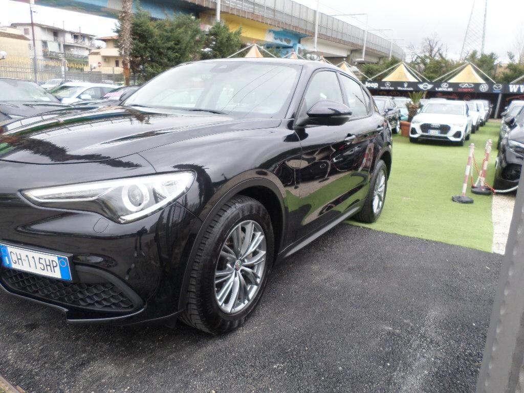 Alfa Romeo Stelvio 2.2 Turbodiesel 160 CV AT8 RWD Business