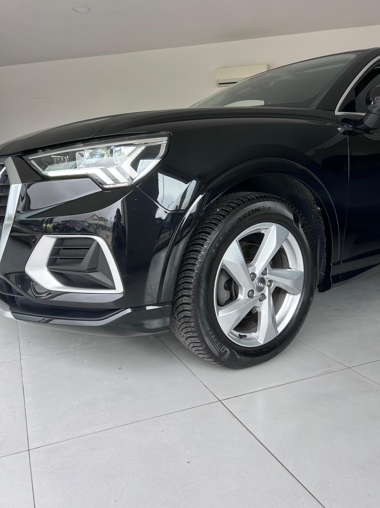 Audi Q3 35 TDI S tronic line edition