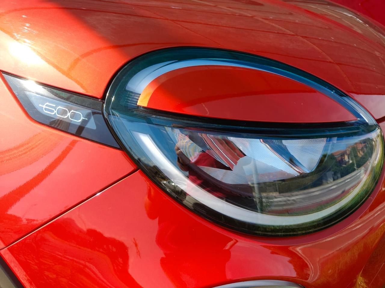Fiat 600 Hybrid 1.2 100 CV La Prima