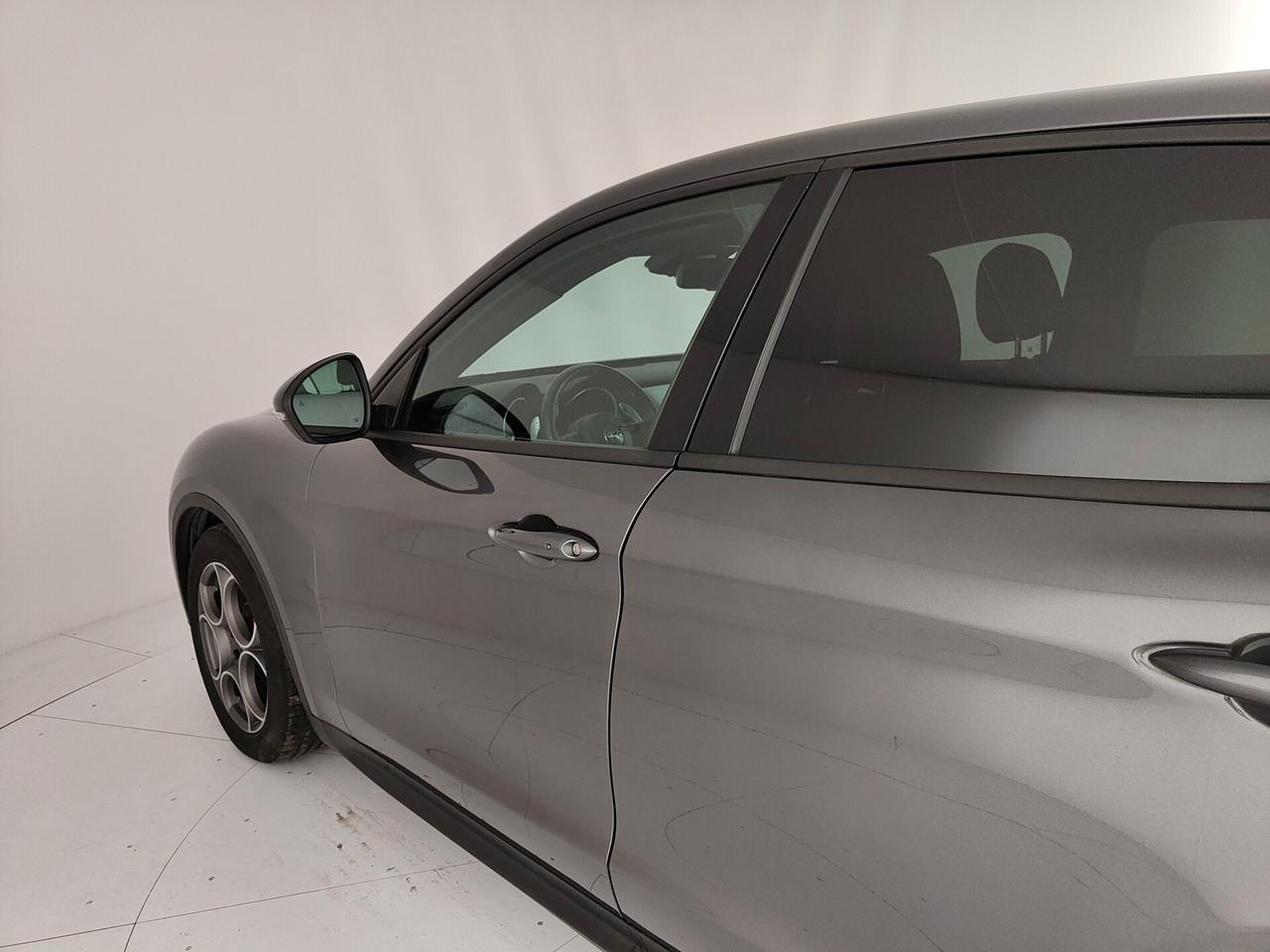 Alfa Romeo Stelvio 2.2 Turbodiesel 160 CV AT8 RWD Sprint