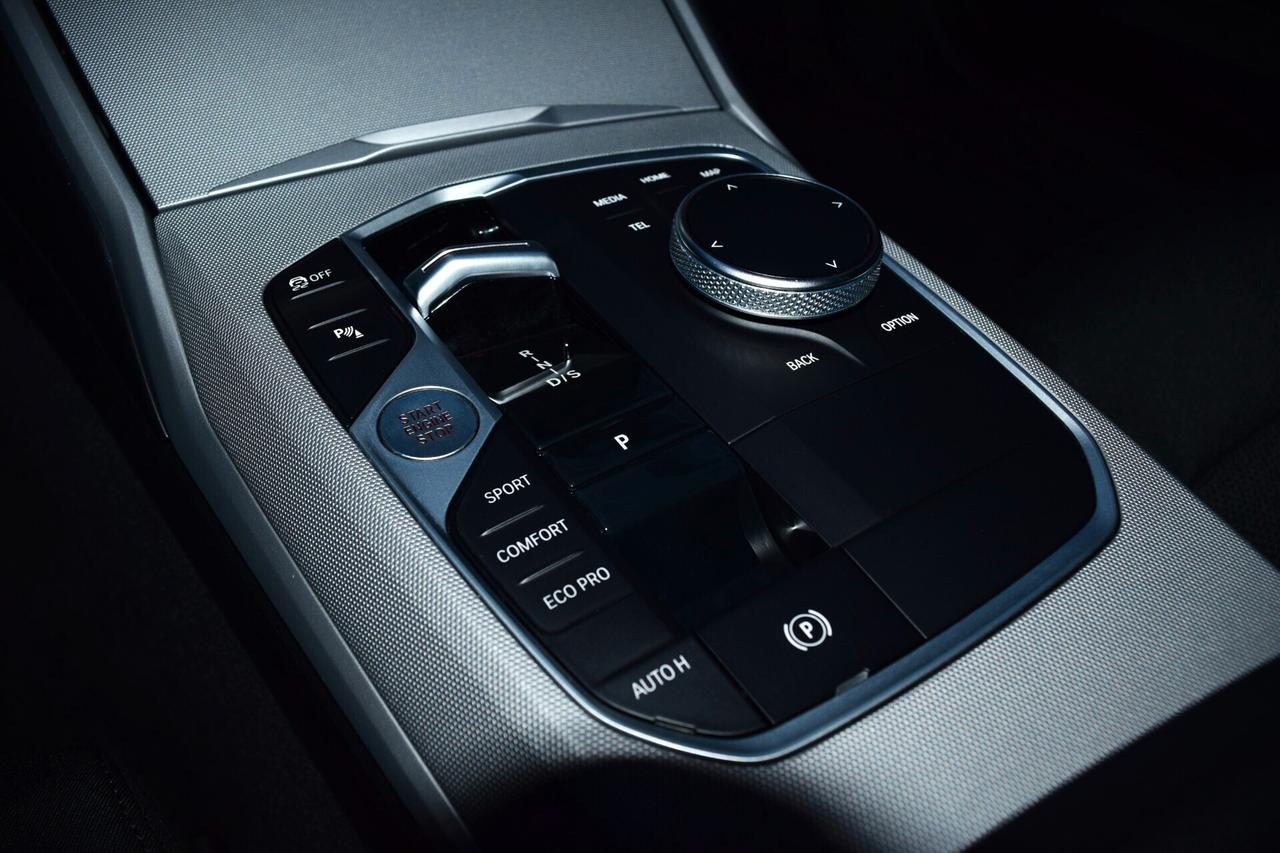 Bmw 318 d Touring Mhev 48v Steptronic Business Advantage