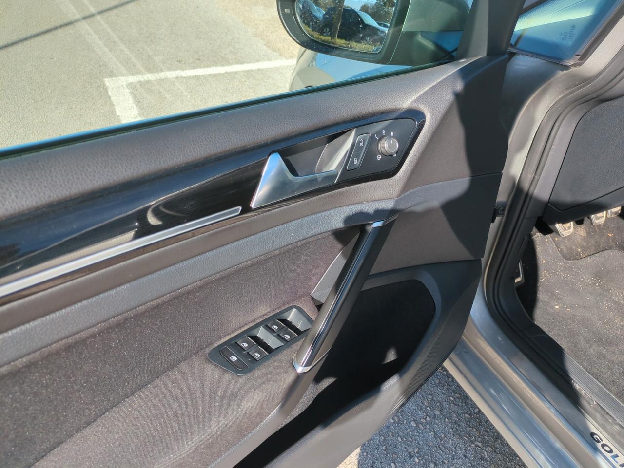 Volkswagen Golf Variant 1.4 TGI 110 CV R-LINE