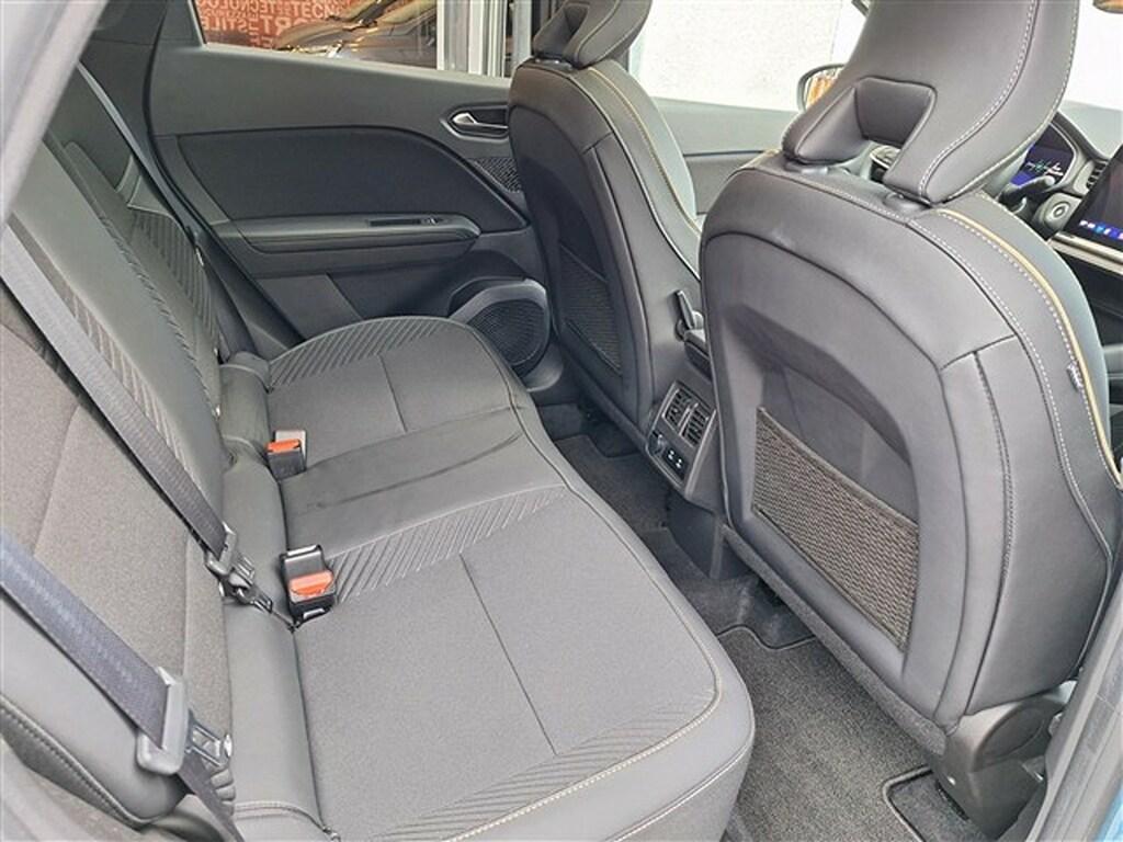 Renault Captur 1.6 E-Tech full hybrid Iconic Auto