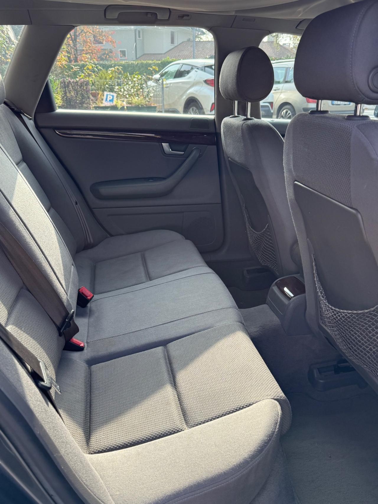 Audi A4 2.0 20V benzina