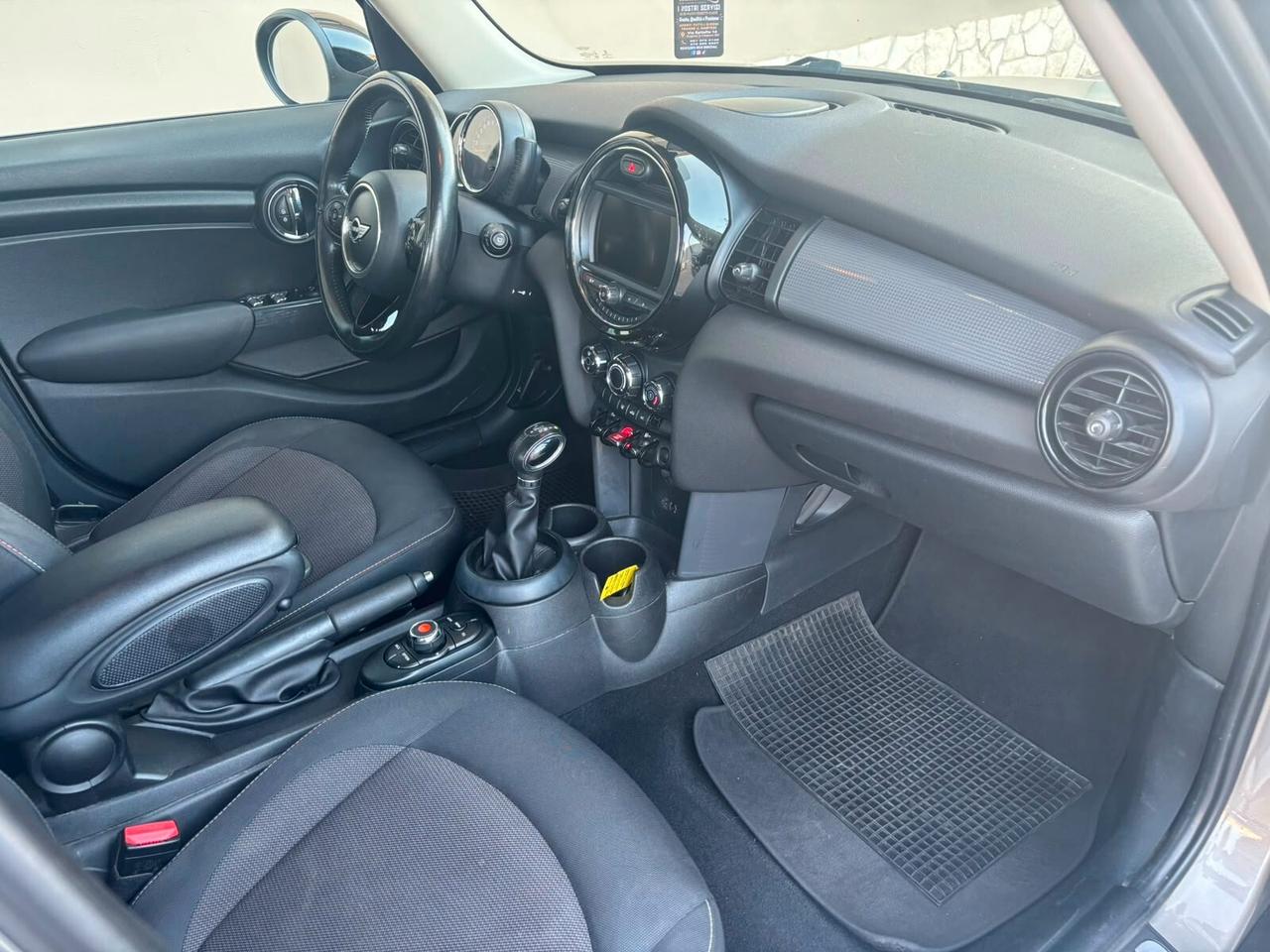 Mini 1.5 Cooper D Hype 5 porte ANNO 2017