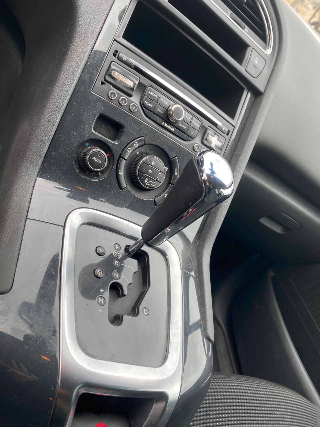 Peugeot 5008 2.0 HDi 163CV aut. Allure