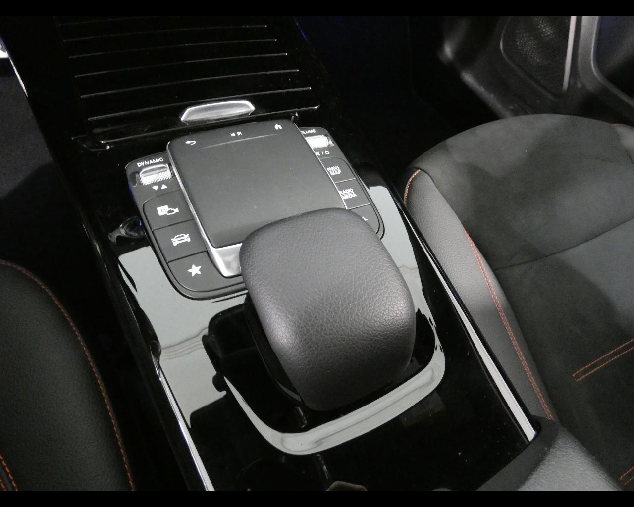 Mercedes-Benz Classe A (W177) - A 250 e hybrid EQ Premium