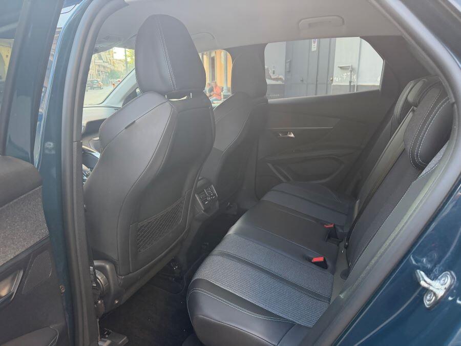 PEUGEOT 3008 1.5 HDI AUTOM ALLURE CERTIFICATA NUOV