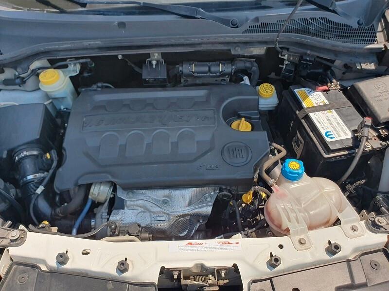 FIAT Doblò 1.6 MJ 105CV Cargo Scaffali B&M 09.2014