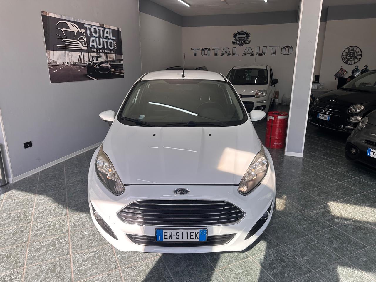 Ford Fiesta 1.4 5p. Bz.- GPL Titanium