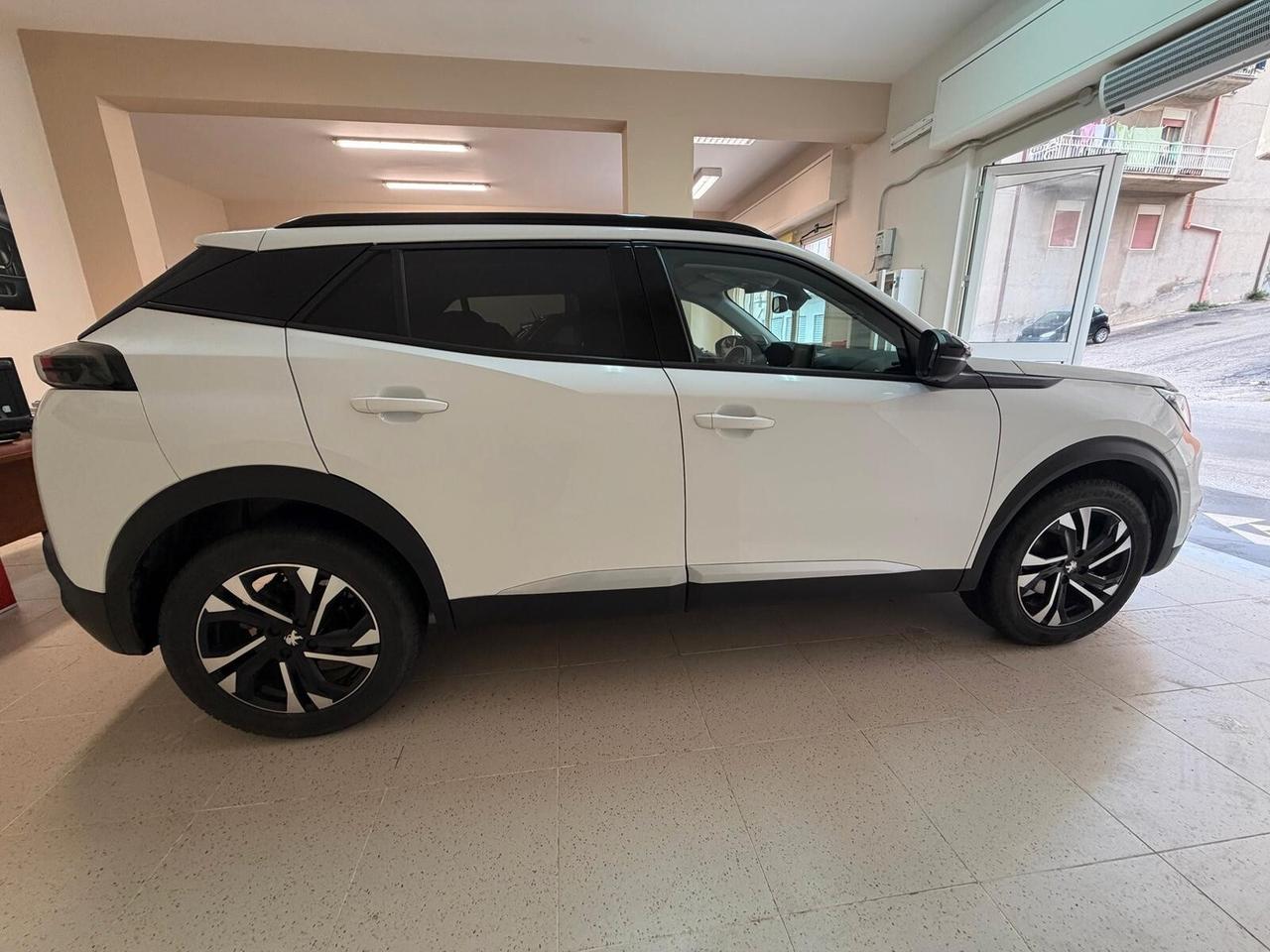 Peugeot 2008 BlueHDi 110 S&S Allure Pack