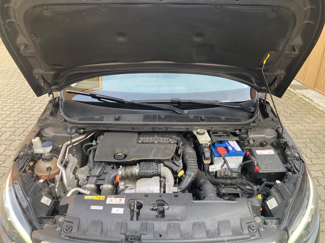 Peugeot 308 BlueHDi 120 S&S SW Business