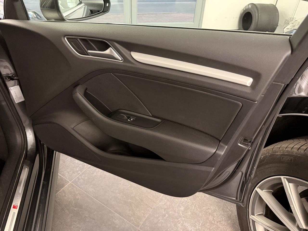 Audi A3 2.0 TDI 184 CV S-Line S-tronic quattro