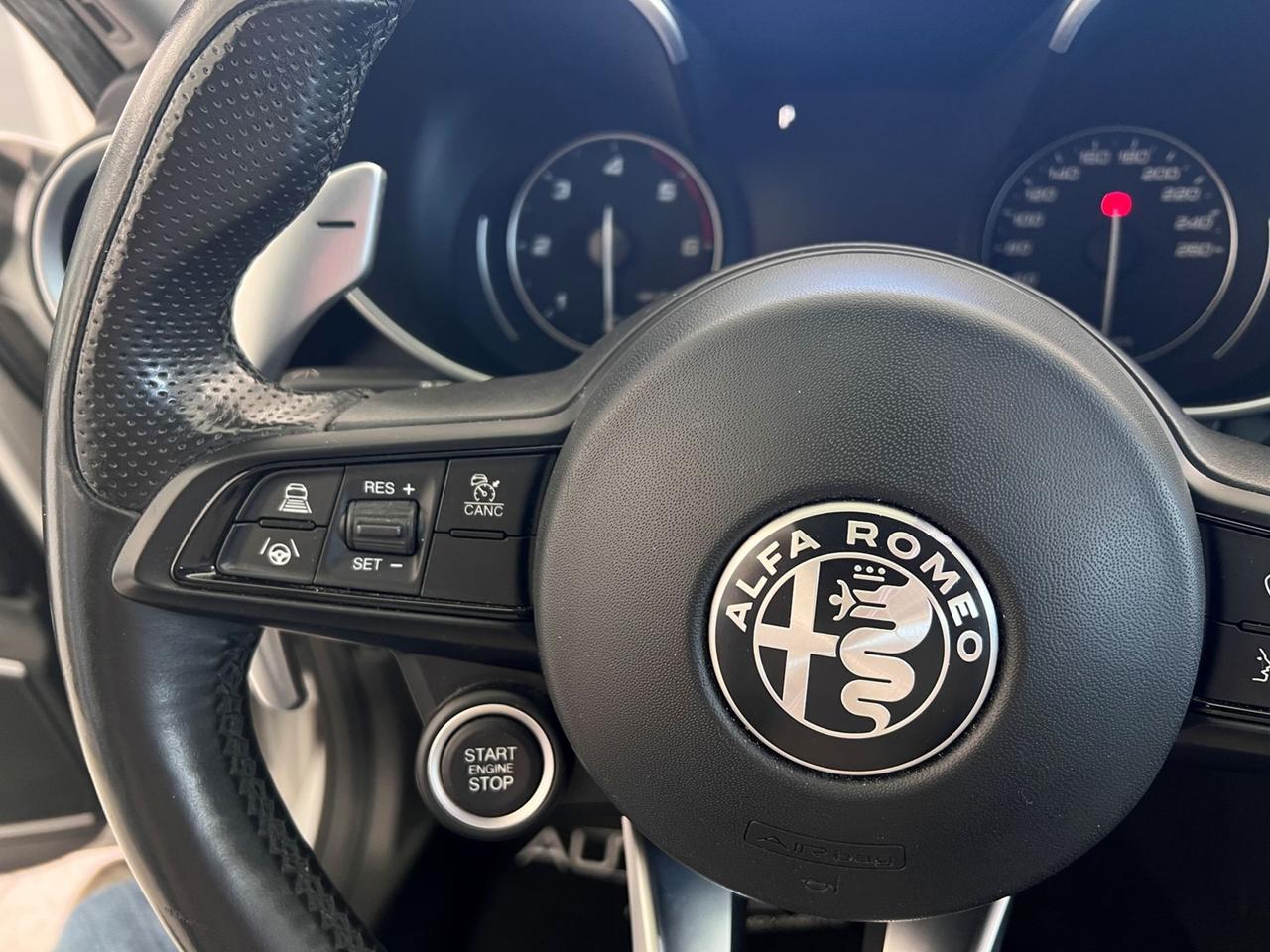 ALFA ROMEO Giulia 2020 2.2 Veloce Q4 210 cv auto - STORICO TAGLIANDI