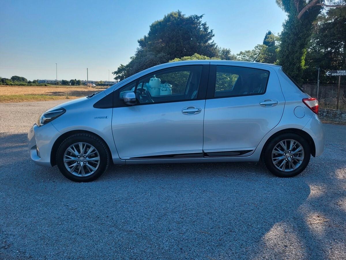Toyota Yaris 1.5 Hybrid 5 porte Active