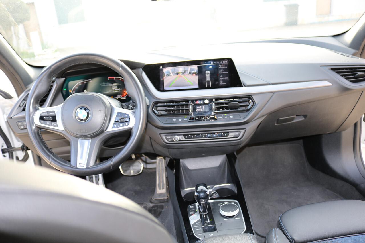 Bmw 118 118d 5p. Msport
