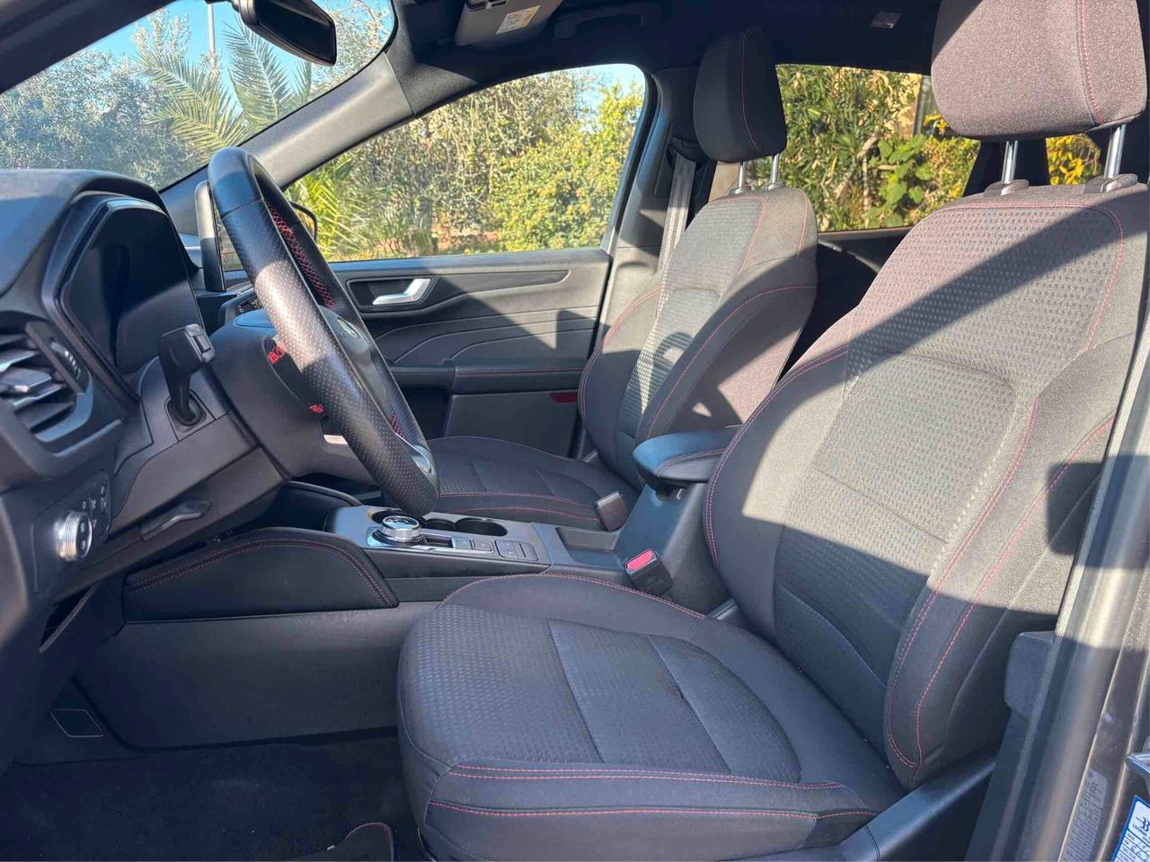 Ford Kuga 2.5 Full Hybrid 190 CV CVT 2WD ST-Line