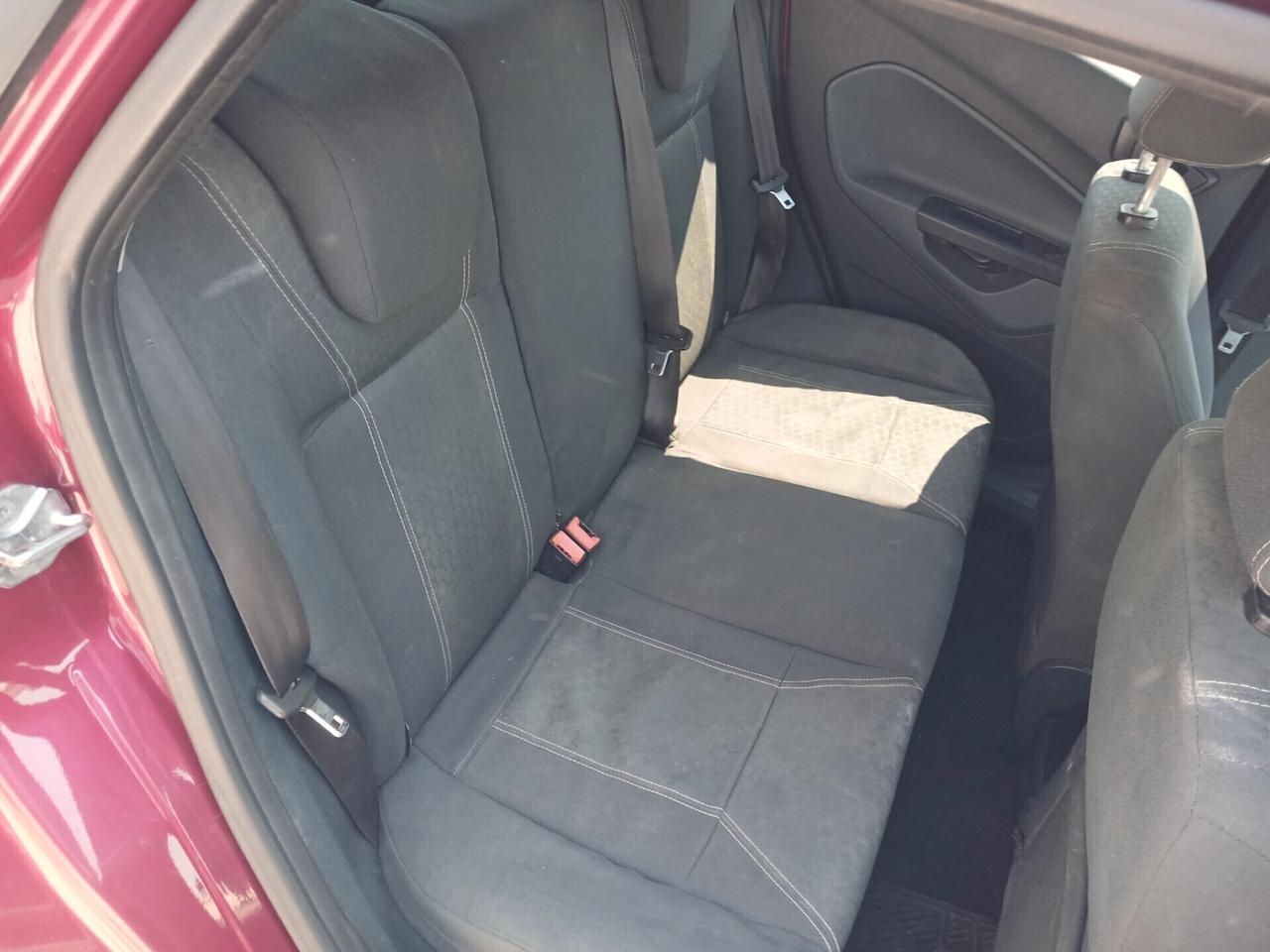 Ford Fiesta 1.4 TDCi 5p. Titanium